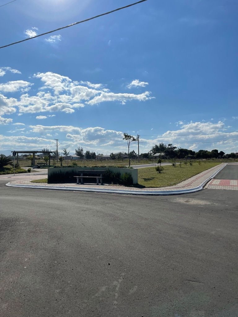 Praça Pomar com árvores frutíferas
